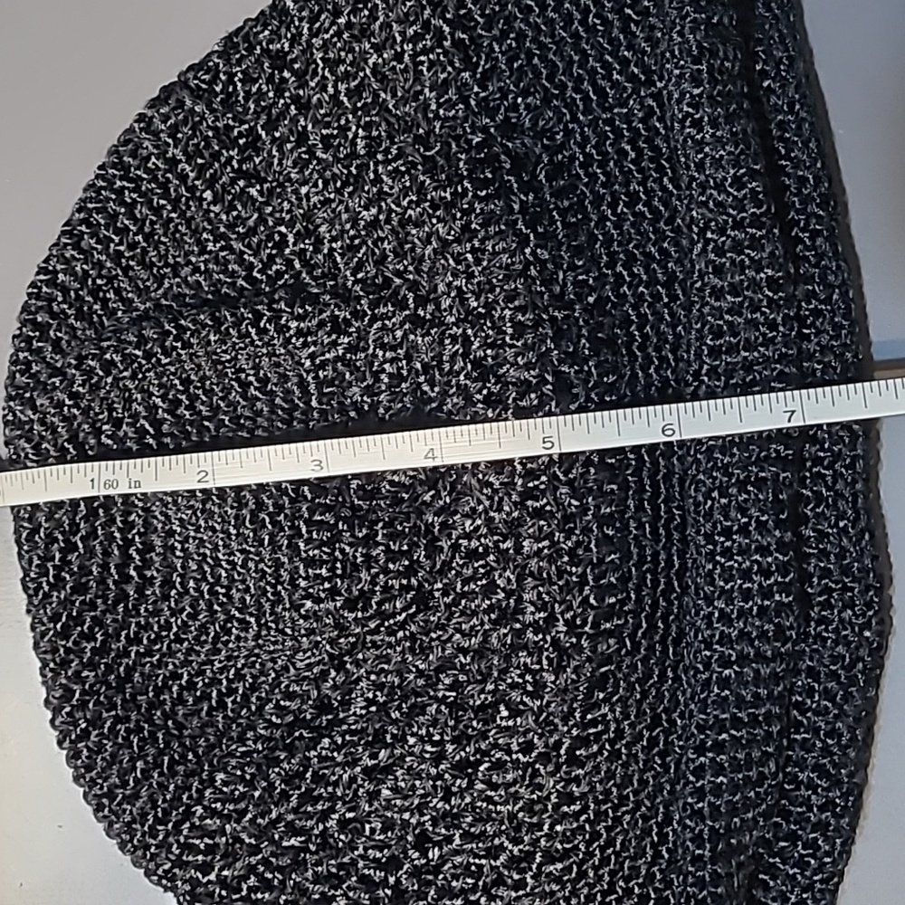 Handmade 👒 hat - Picture 7 of 8